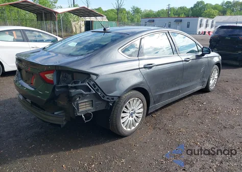 2015 Ford Fusion Energi Se Luxury из США, поврежденный, VIN 3FA6P0PU5FR275473